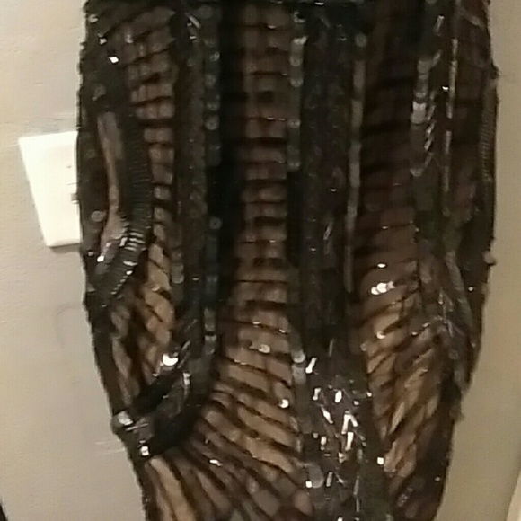 COPY - Sheer sequins mini with nude underlining - Picture 3 of 7